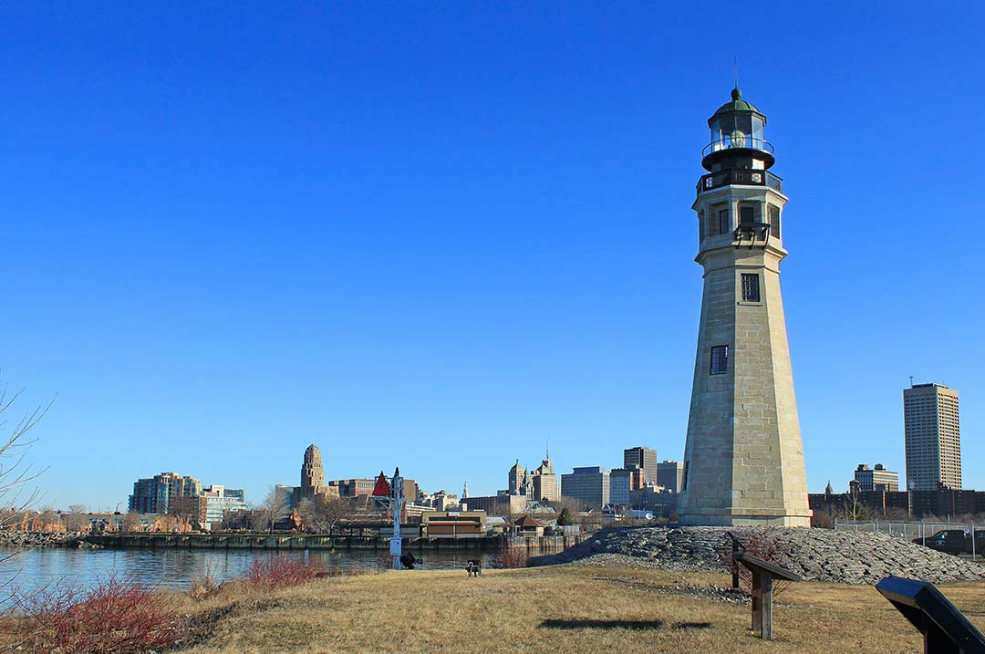 Buffalo North Breakwater Lighthouse at day with the city in the background