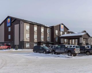 Comfort Inn and Suites Fox Creek | Fox Creek Hotel