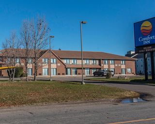 Comfort Inn Brandon, Manitoba | Hotels in Brandon, Manitoba