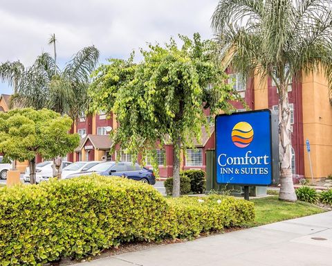 Hotel Cover Photo