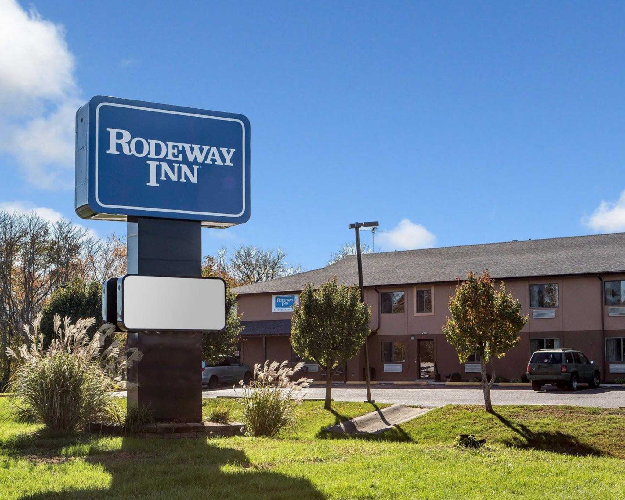 Rodeway Inn Hotels in Buena, NJ by Choice Hotels