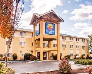 Comfort Inn South Hotel In Medford, Or - Book Now!